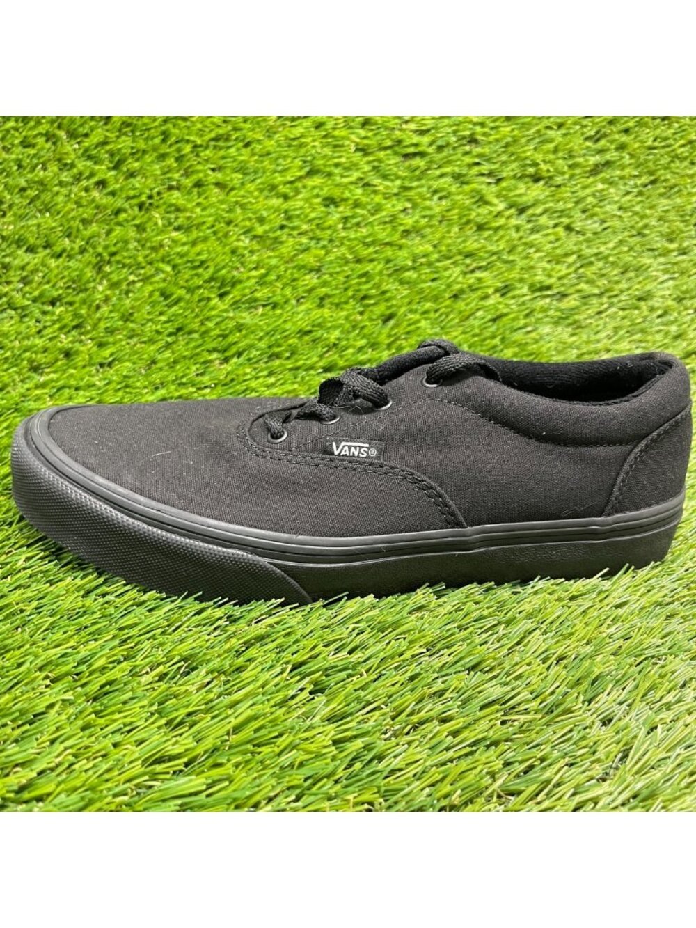 Vans Doheny Boys Size 6Y Triple Black Athletic Walking Skateboard Shoes Sneakers - Picture 3 of 10